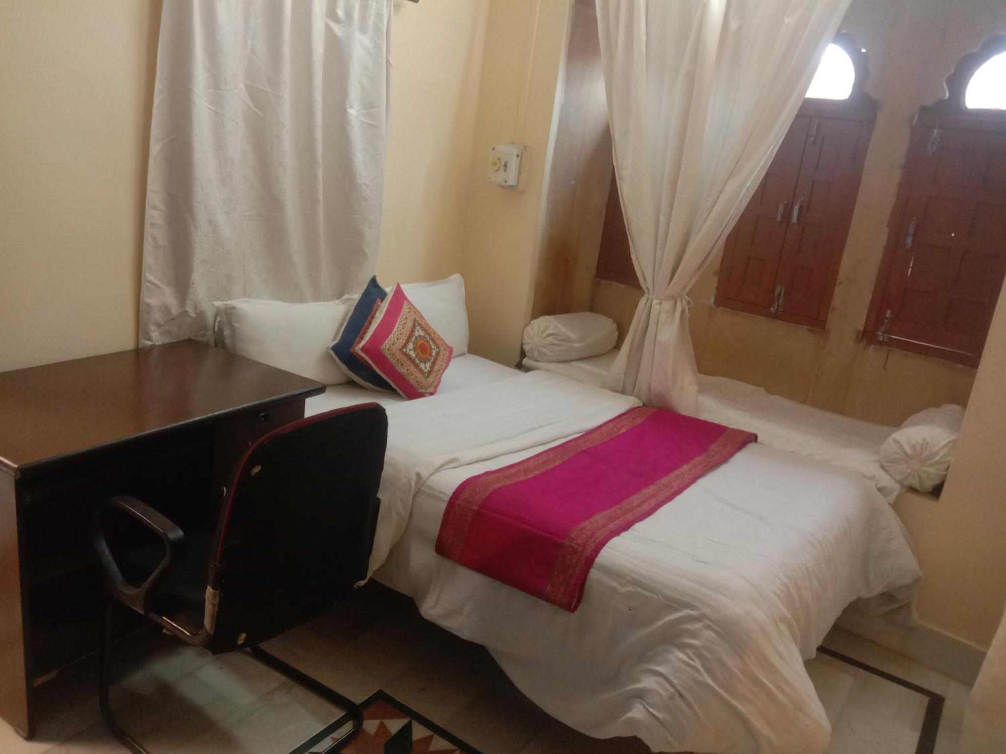 Neem Guest House Джайсалмер Екстер'єр фото