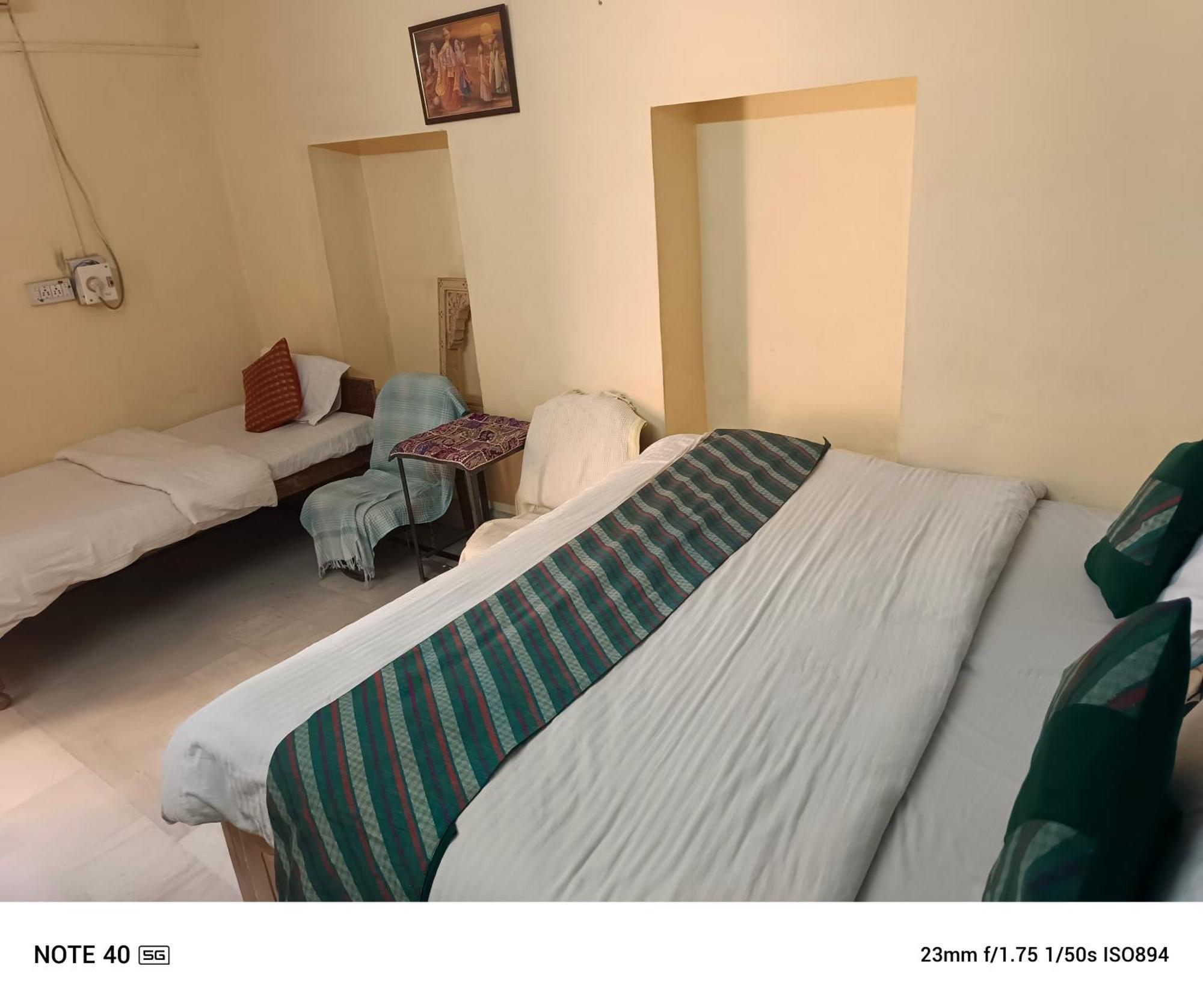 Neem Guest House Джайсалмер Номер фото